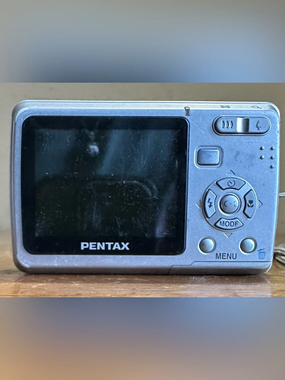 Pentax Optio E40 8.1MP Compact Point & Shoot Digital Camera